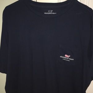 Men’s L vineyard vines shirt